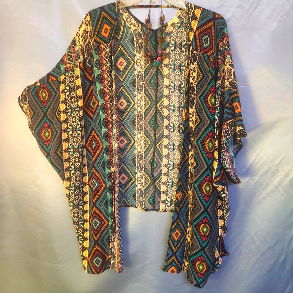 Boho Vibes Hem & Thread Aztec Kimono and Coordinating Necklace Set - Picture 1 of 10
